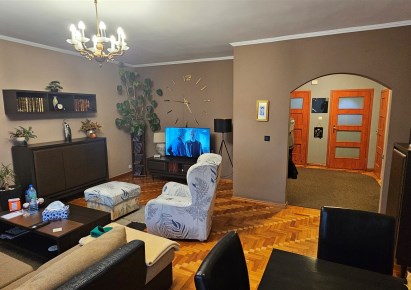 dom na sprzedaż - Strzegom