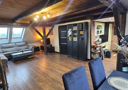 mieszkanie na sprzedaż - Strzegom