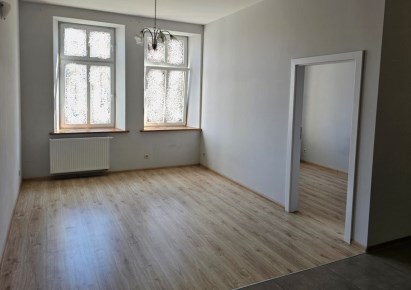 mieszkanie na sprzedaż - Strzegom